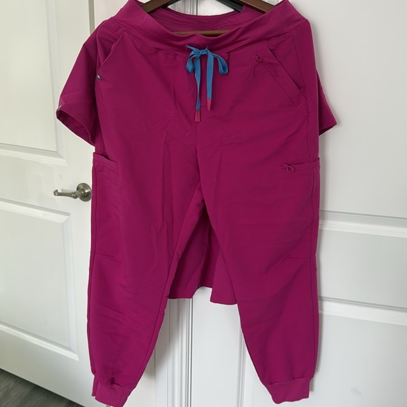 Raspberry sorbet Figs set - Picture 3 of 6